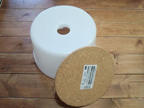 着れなくなった子供服で 100均おふろの椅子をお洒落カジュアルな椅子にリメイク 暮らしニスタ 着れなくなった子供服で 100均おふろの椅子をお洒落カジュアルな椅子にリメイク 暮らしニスタ