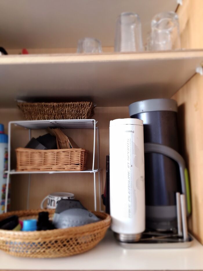 IKEAのなべぶたオーガナイザーで水筒を乾かしながら収納