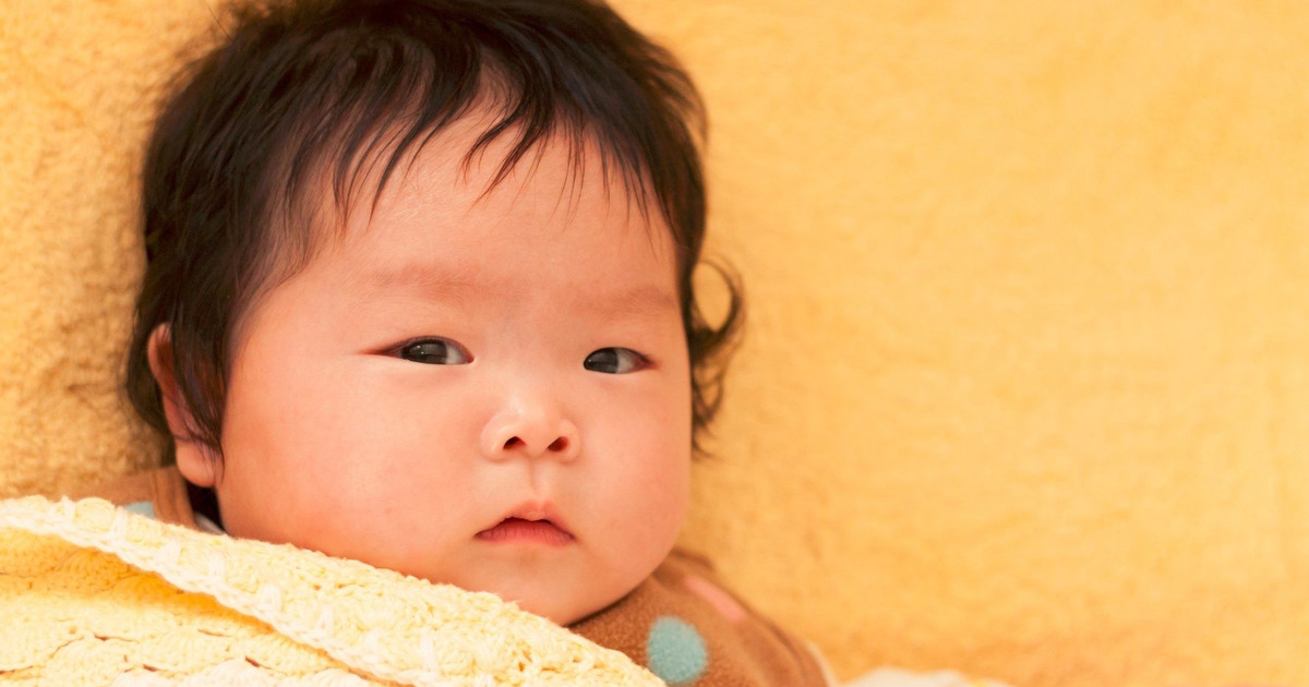 赤ちゃんはいつからお水を飲めるの 暮らしニスタ