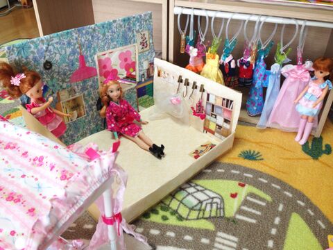 選び易い 片付け易い つっぱり棒でリカちゃん人形のお洋服収納 暮らしニスタ 選び易い 片付け易い つっぱり棒でリカちゃん人形のお洋服収納 暮らしニスタ