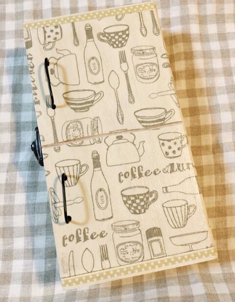 100均デコパージュ 桐箱で カフェ風ミニ冷蔵庫の作り方 おままごとに 暮らしニスタ