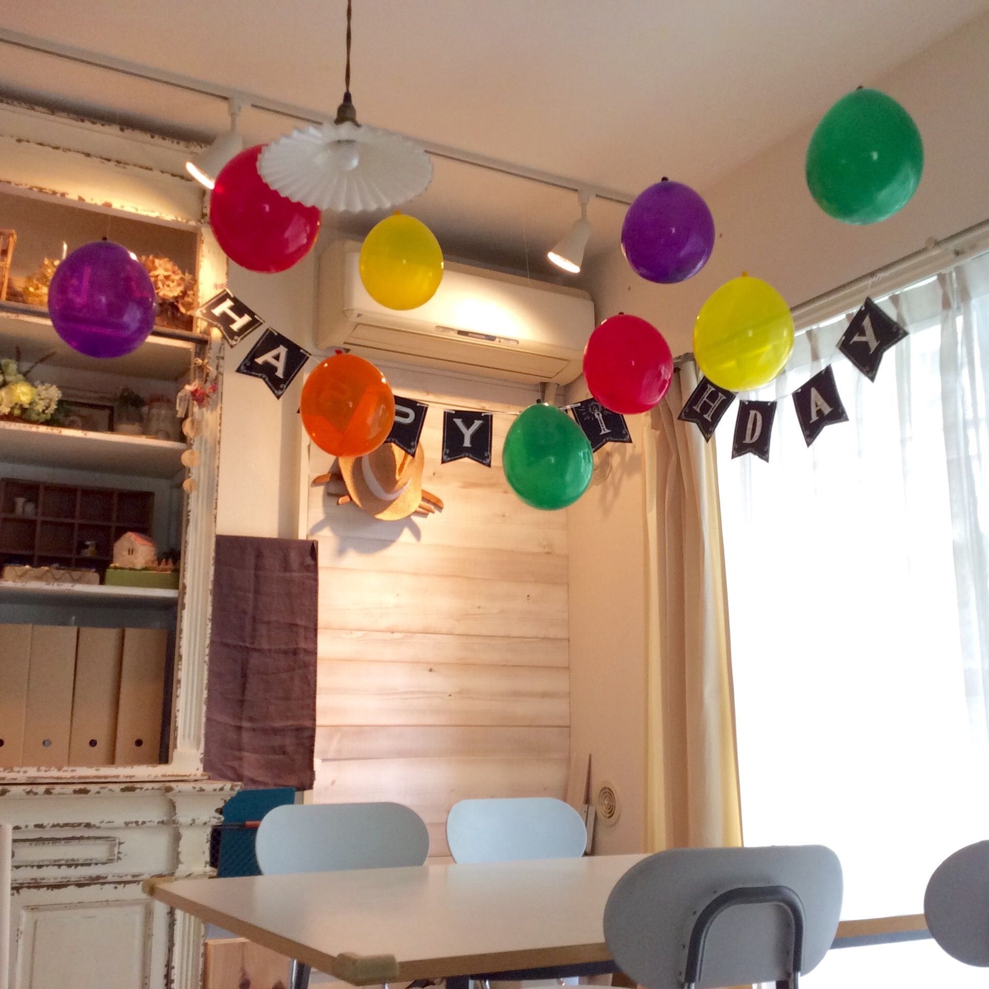 マネしたい誕生日の飾り付け 100均や手作りアイテムで特別なパーティーに 暮らしニスタ Goo ニュース