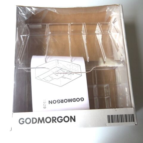 Ikeaの透明ボックスですっきり化粧品収納 暮らしニスタ