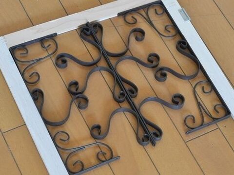 セリアのフォトフレームが大変身 パーテーション風リメイク 暮らしニスタ セリアのフォトフレームが大変身 パーテーション風リメイク 暮らしニスタ