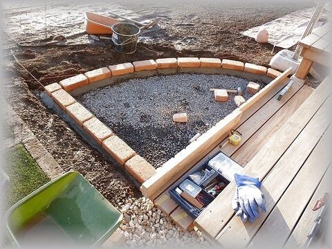 外構diy 基礎から造る乱張りの小路の作り方 前編 暮らしニスタ