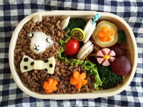 そぼろでアルパカ弁当 かわいい系キャラ弁 暮らしニスタ