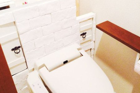 トイレの簡単diy28選 工夫次第でリフォームのようなチェンジが可能に 暮らしニスタ