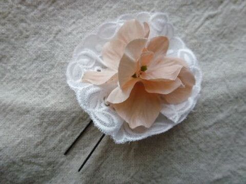 七五三に 造花の髪飾り作り方 世界にたったひとつだけを作ろう 暮らしニスタ 七五三に 造花の髪飾り作り方 世界にたったひとつだけを作ろう 暮らしニスタ