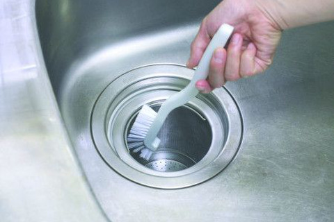 ヌメリも臭いもスッキリ 排水口のお掃除法と汚れ対策 暮らしニスタ
