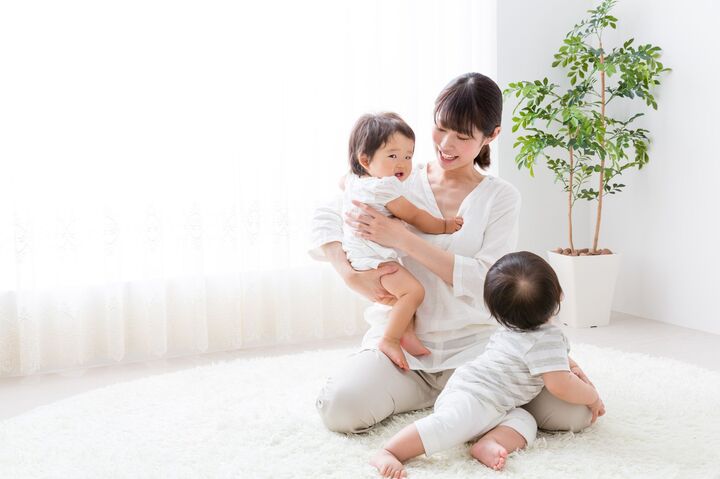 ママを取らないで!驚いた上の子の赤ちゃん返りエピソード