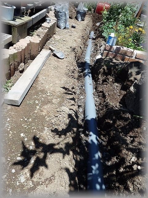 外構diy お庭の足洗い場 Step3 排水管の引き廻し方 暮らしニスタ 外構diy お庭の足洗い場 Step3 排水管の引き廻し方 暮らしニスタ