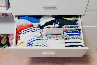 コジマジックの 引き出し収納 のコツ これで衣類がぐんと取り出しやすく 暮らしニスタ コジマジックの 引き出し収納 のコツ これで衣類がぐんと取り出しやすく 暮らしニスタ