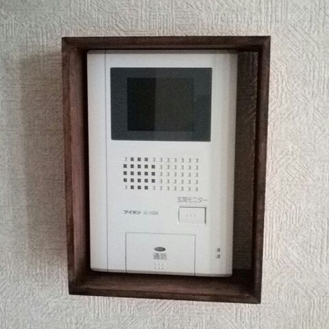 100均3つで簡単 インターホンを目隠しカバー 暮らしニスタ 100均3つで簡単 インターホンを目隠しカバー 暮らしニスタ