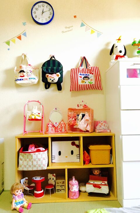 メルちゃんのディスプレイ収納ならこれ カラーボックスフル活用アイデア 暮らしニスタ