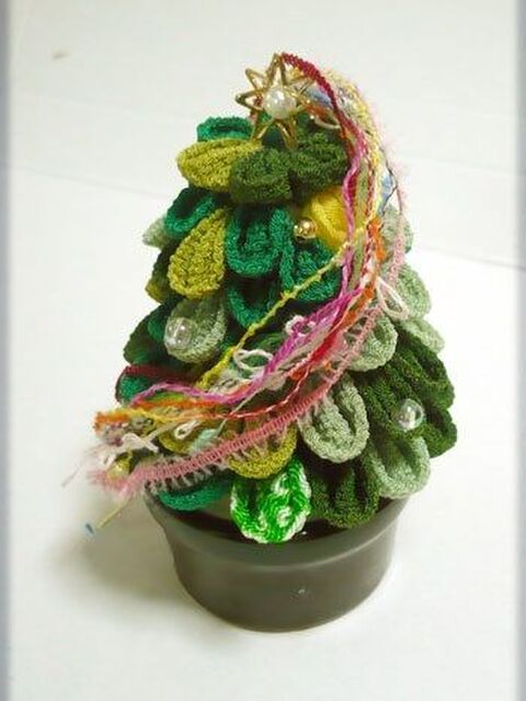 つまみ細工でクリスマスツリーの作り方 暮らしニスタ