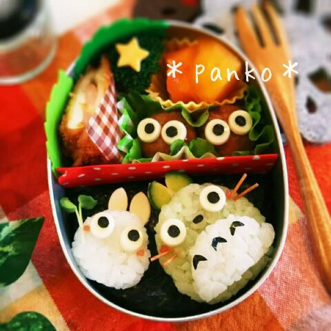 定番トトロとまっくろくろすけのお弁当 キャラ弁 暮らしニスタ 定番トトロとまっくろくろすけのお弁当 キャラ弁 暮らしニスタ