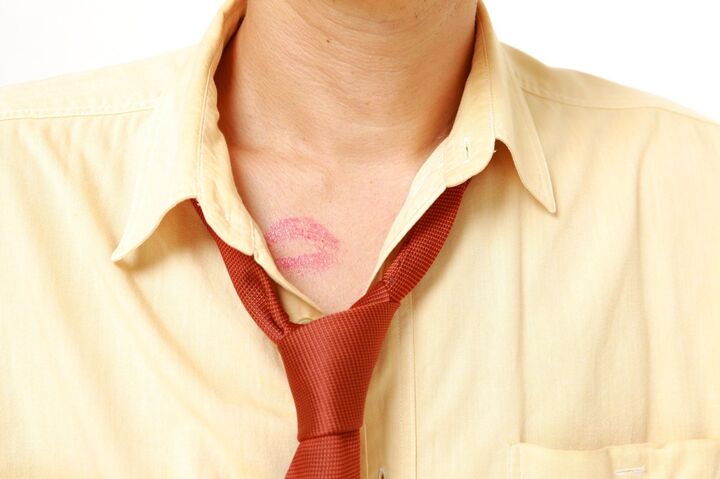 どこからが浮気?妻達が絶対許せないラインとは?