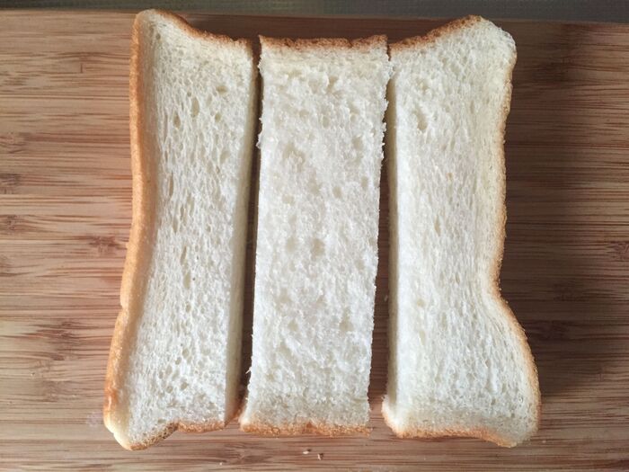 パンを3つに切る