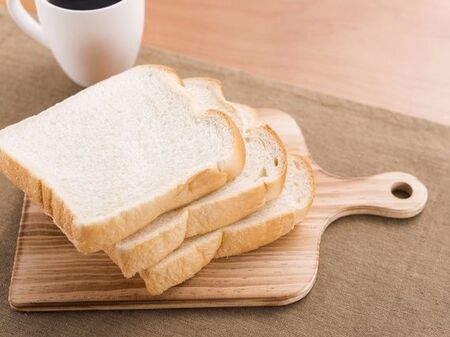  ＜実はNG！＞食パンの「冷蔵保存」！正しい食パンの保存方法＆美味しく焼くコツ