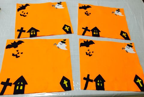 100均グッズ 手作りランチョンマットでハロウィンテーブルコーデ 暮らしニスタ 100均グッズ 手作りランチョンマットでハロウィンテーブルコーデ 暮らしニスタ