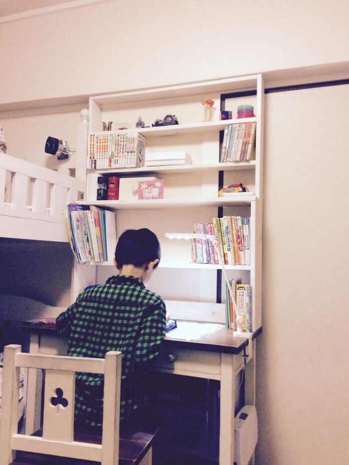 DIY】既存の学習机を改良し、使いやすい棚を作成☆|ハンドメイドの DIY】既存の学習机を改良し、使いやすい棚を作成☆|ハンドメイドの