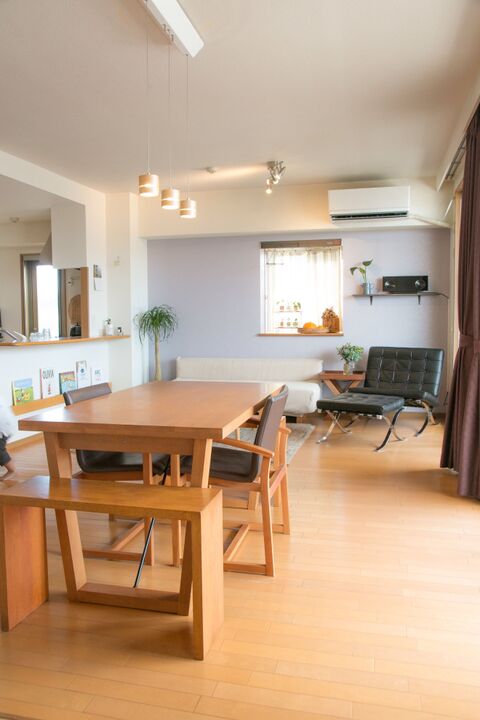 ダイニングテーブルの配置でこんなに変わる Change Style インテリア 暮らしニスタ ダイニングテーブルの配置でこんなに変わる Change Style インテリア 暮らしニスタ