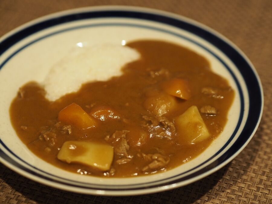 絶品カレーの作り方 あめ色玉ねぎ でもっとおいしく 試してみた 暮らしニスタ