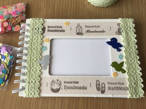100均メモ帳で絵本やアルバムを手作り デコってかわいく 暮らしニスタ 100均メモ帳で絵本やアルバムを手作り デコってかわいく 暮らしニスタ