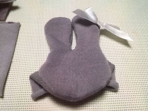 100均の靴下や使わない靴下が可愛いウサちゃんに ソックバニーの作り方 暮らしニスタ 100均の靴下や使わない靴下が可愛いウサちゃんに ソックバニーの作り方 暮らしニスタ