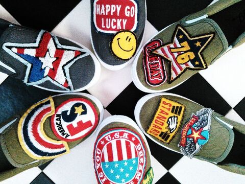 ダイソースリッポンを自分オリジナルに 古着で簡単0円リメイクの方法 暮らしニスタ ダイソースリッポンを自分オリジナルに 古着で簡単0円リメイクの方法 暮らしニスタ