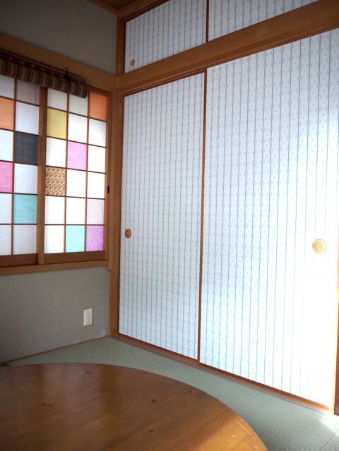 壁紙 和紙でレトロモダンな和室づくり第一歩 暮らしニスタ 壁紙 和紙でレトロモダンな和室づくり第一歩 暮らしニスタ