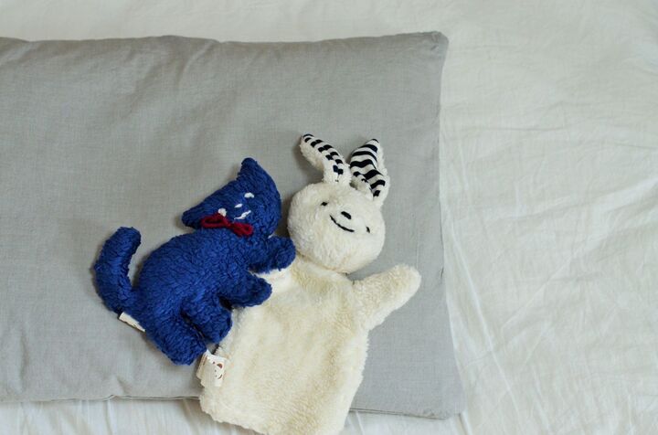 寝かしつけストレスに悩むママへ。なかなか寝ない子ども、どうすべき?