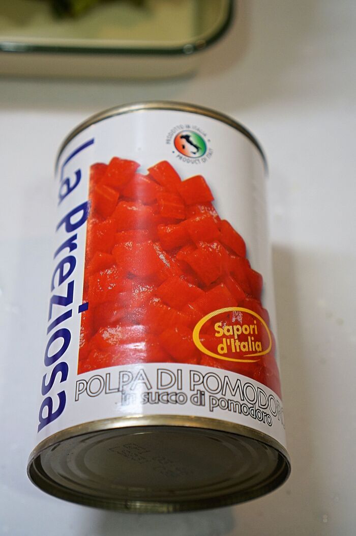 今回使用したトマト缶
