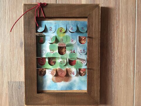 ビンゴカードの余りとラッピング端材で クリスマス アドベントカード 暮らしニスタ