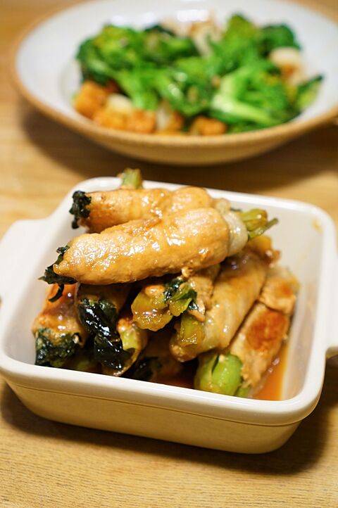 材料2つ フライパン一つで簡単 豚肉巻き小松菜の甘辛煮のレシピ 暮らしニスタ