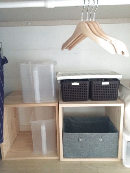 押入れ収納アイデア満載 100均や無印を使って 広い空間を最大限に活用するアイデア25選 暮らしニスタ