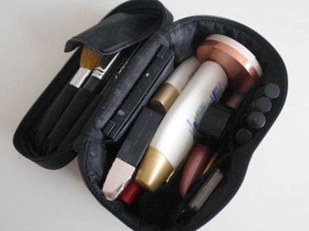 化粧品 コスメ 収納のアイデア選 メイクグッズをおしゃれに隠して 素敵に見せて 暮らしニスタ