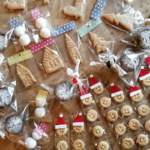 簡単 カワイイ すぐに出来ちゃうクリスマスラッピング 暮らしニスタ 簡単 カワイイ すぐに出来ちゃうクリスマスラッピング 暮らしニスタ