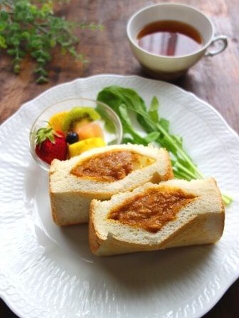 カレーの残りで ポケットサンドの簡単 カレーパン 暮らしニスタ