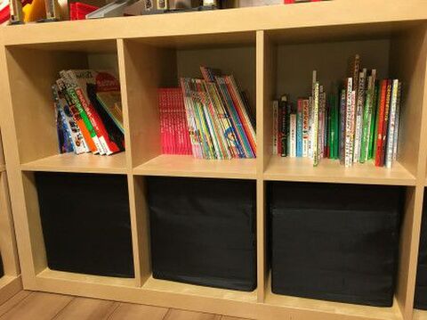 バラバラになりがちな絵本 アイデア収納で読みやすくスッキリお片付け 暮らしニスタ