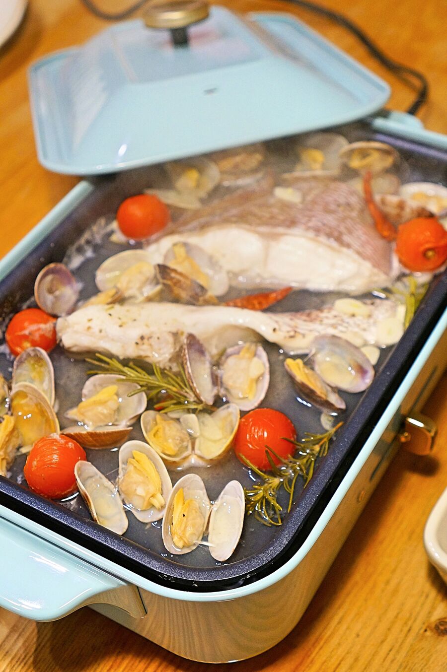 外出できなくても おうちごはんがイベントになる 盛り上がる ホットプレートレシピ15選 暮らしニスタ