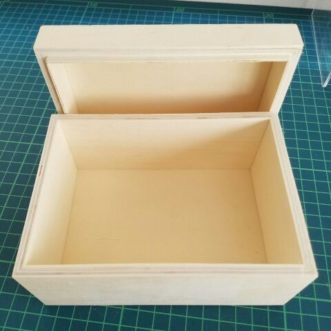 100均のふた付き木箱をトランクにプチdiy 暮らしニスタ