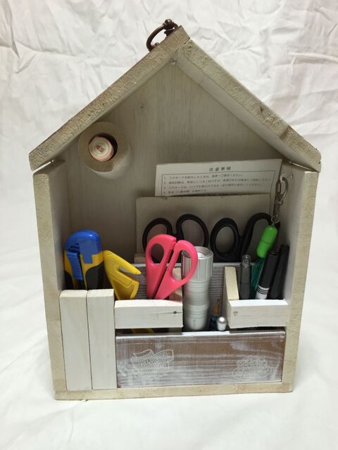 玄関に飾って使って便利 小物収納ハウスをdiy 暮らしニスタ 玄関に飾って使って便利 小物収納ハウスをdiy 暮らしニスタ