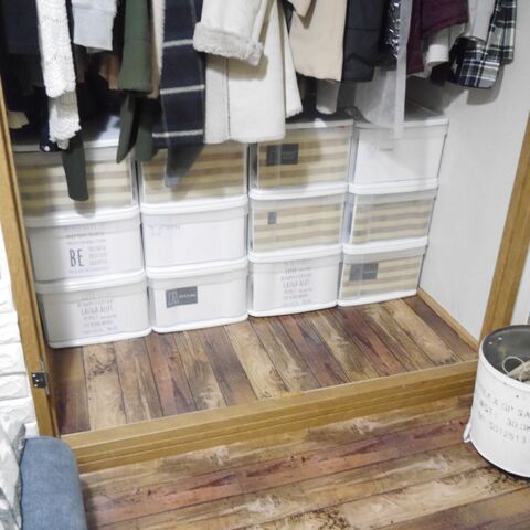 貼るだけ楽チン ダイソー リメイクシートで衣装ケースをリメイク 暮らしニスタ 貼るだけ楽チン ダイソー リメイクシートで衣装ケースをリメイク 暮らしニスタ