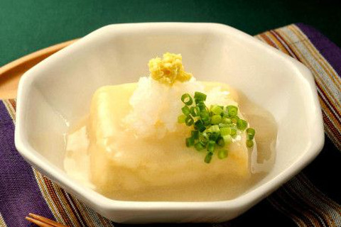 豆腐をもっと美味しく 上手な水切りのコツ おすすめレシピ9選 暮らしニスタ