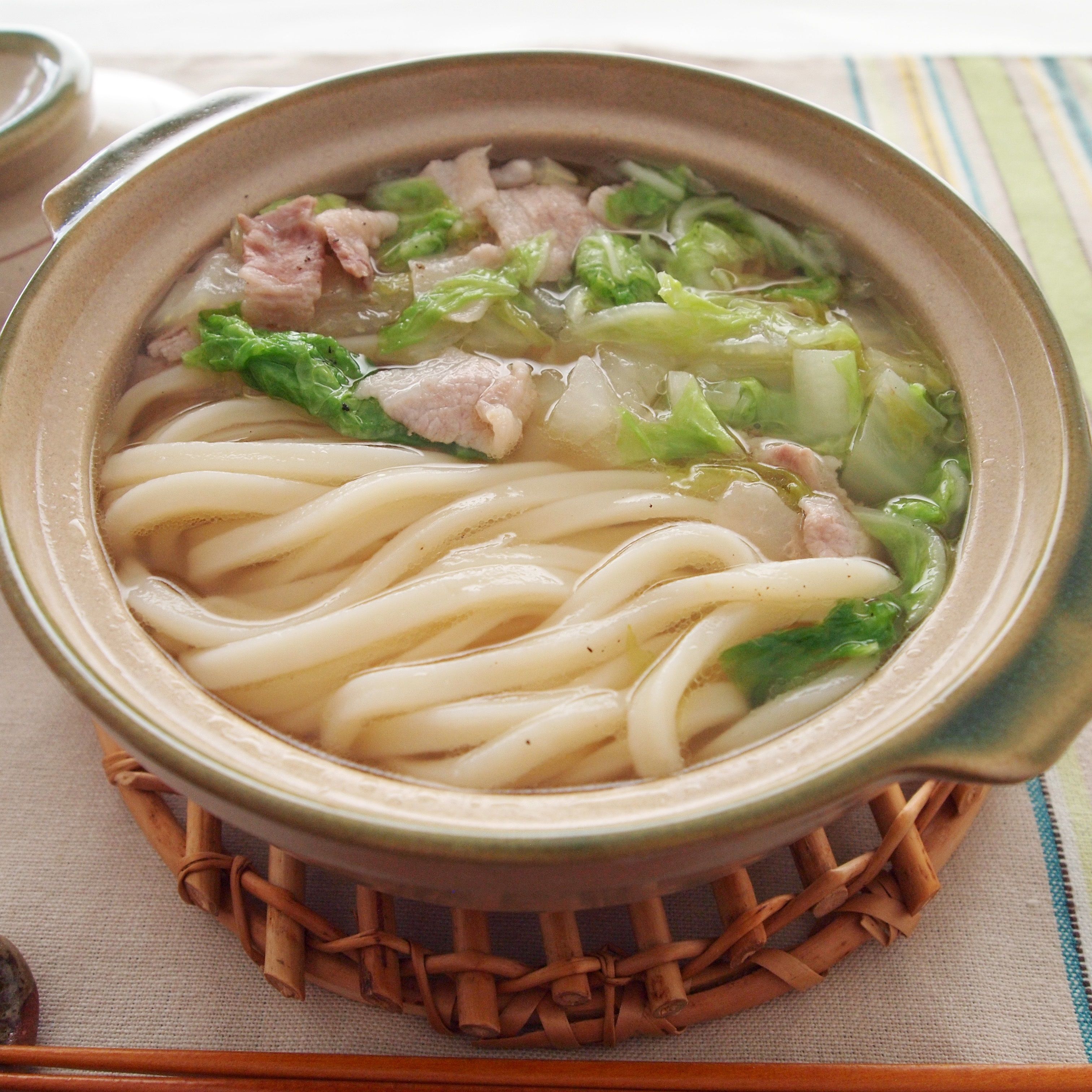 冬の健康維持に！養生三宝『白菜』を使って「とろとろ白菜コンソメうどん」