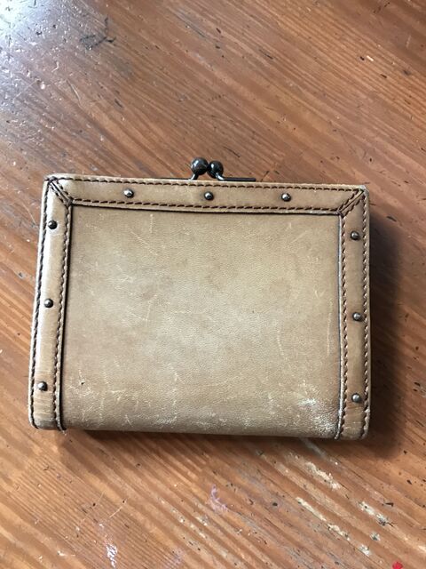 古い財布をデニムでリメイク オリジナル オシャレカッコイイデニム財布 暮らしニスタ 古い財布をデニムでリメイク オリジナル オシャレカッコイイデニム財布 暮らしニスタ
