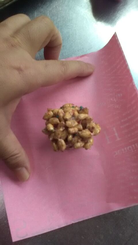 プチギフトのラッピング 丸くて小さいものの包み方 暮らしニスタ プチギフトのラッピング 丸くて小さいものの包み方 暮らしニスタ