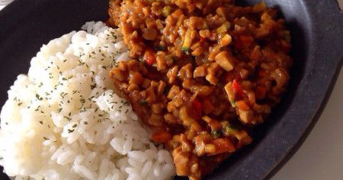 みんな大好き 美味しいカレーの作り方 アレンジレシピ大集合 あめ色玉ねぎのコツも 暮らしニスタ