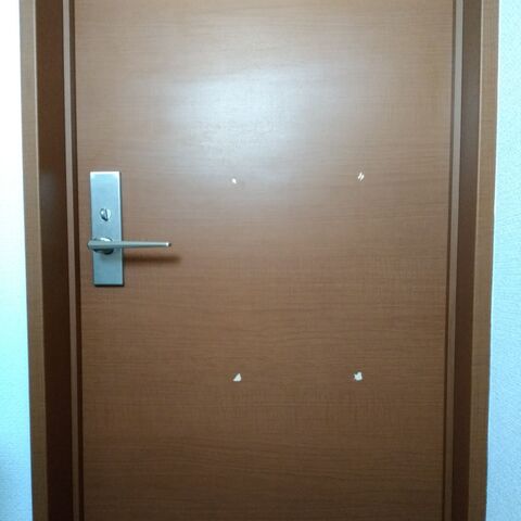 トイレドアdiy ダイソーリメイクシートでスクラップウッド風 暮らしニスタ トイレドアdiy ダイソーリメイクシートでスクラップウッド風 暮らしニスタ